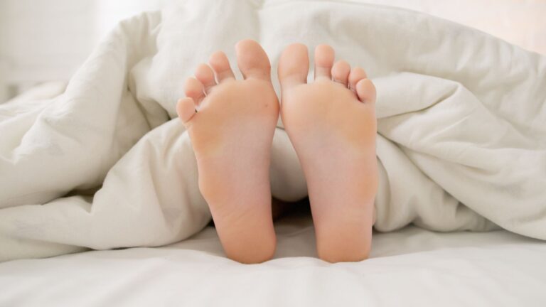 How to Test Your Grounding Sheet's Conductivity at Home
