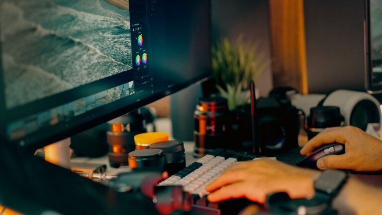 AI Tools for Freelancers That Support a Healthy Workflow - GroundingE